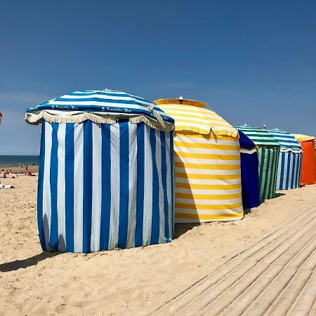 Апартаменты Appartement Trouville Plage *